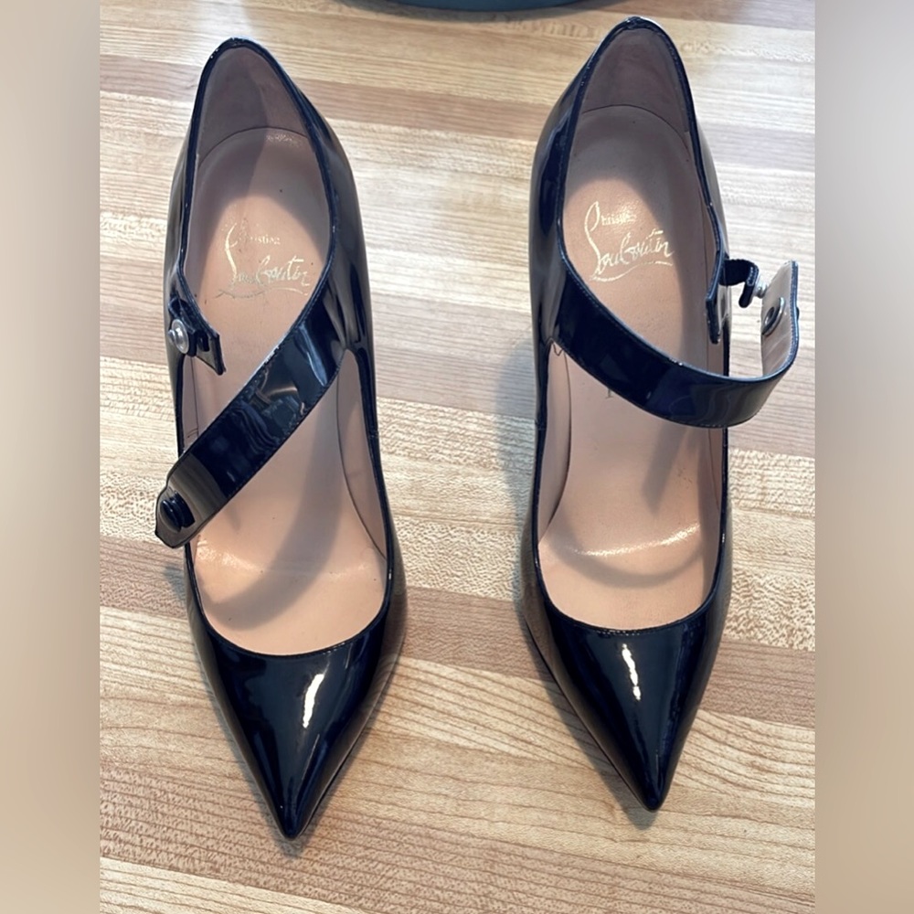 Christian Louboutin Pumps (authentic see Authentication Certificate)